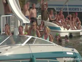 Super Babes Party Hard On Boat During Spring Break