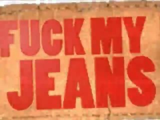 Grand mésange lisa prend défoncer sur son étroit jeans