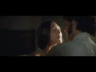 Elizabeth Olsen clips Some Tits In dirty clip vid Scenes